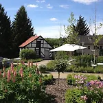 Szálloda Unser Kleines Café Göbel